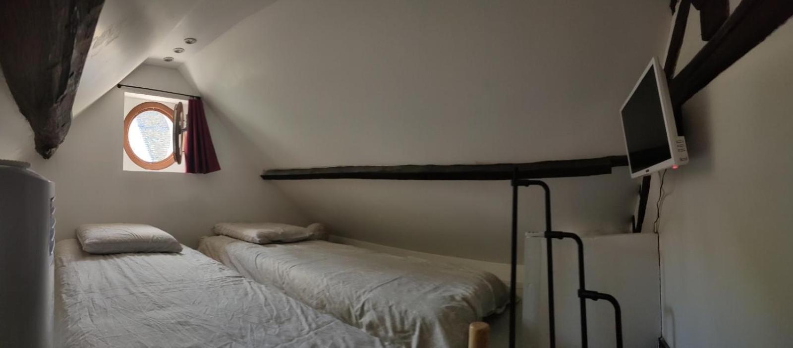 Chez Aurelia - Chambres & Table D'Hotes La Couture-Boussey Bilik gambar