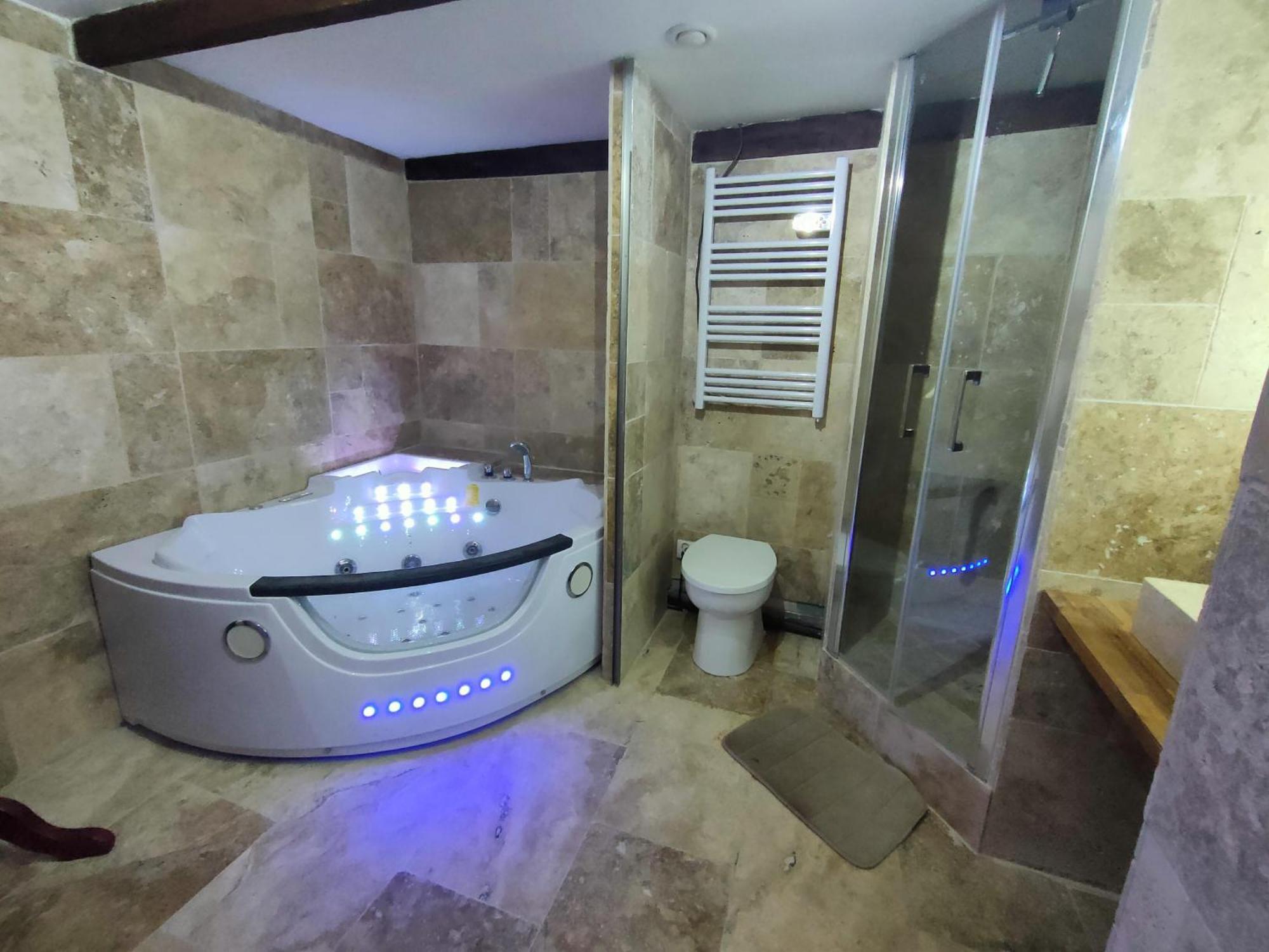 Chez Aurelia - Chambres & Table D'Hotes La Couture-Boussey Bilik gambar